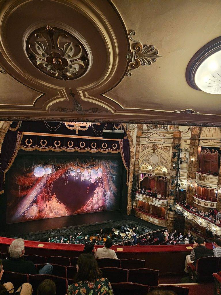 nutcracker at london coliseum