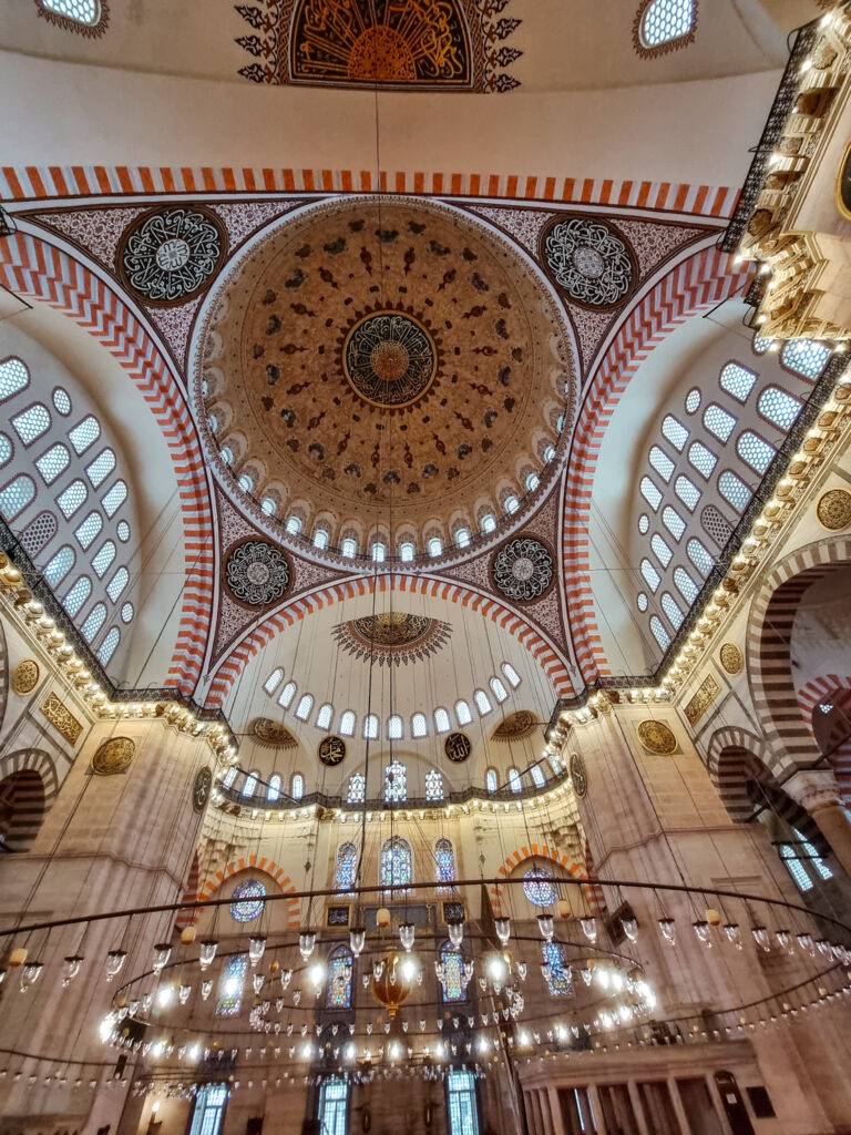 Suleymaniye Mosque interior